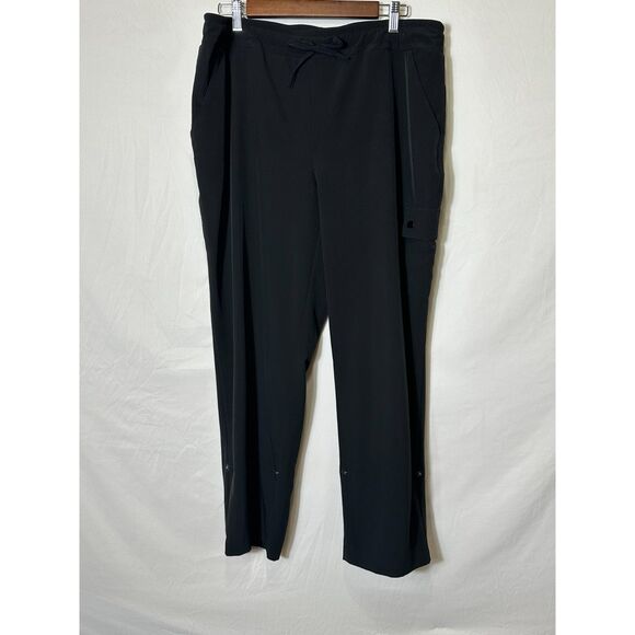 Chico's Zenergy UPF Convertible Crop Cargo Pants Lightweight Size 2.5 (12/14) - Picture 1 of 5